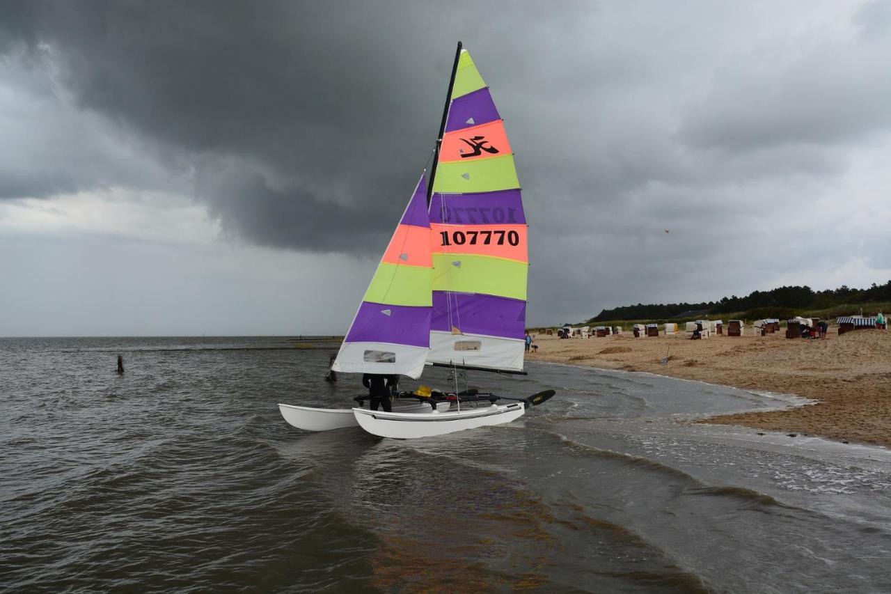 Luettje Huus Frieda Mit Strandkorb Am Von Mai Bis September Appartement *