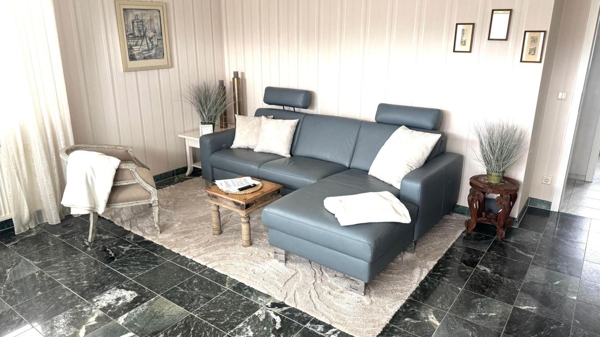 Luettje Huus Frieda Mit Strandkorb Am Von Mai Bis September Apartment *